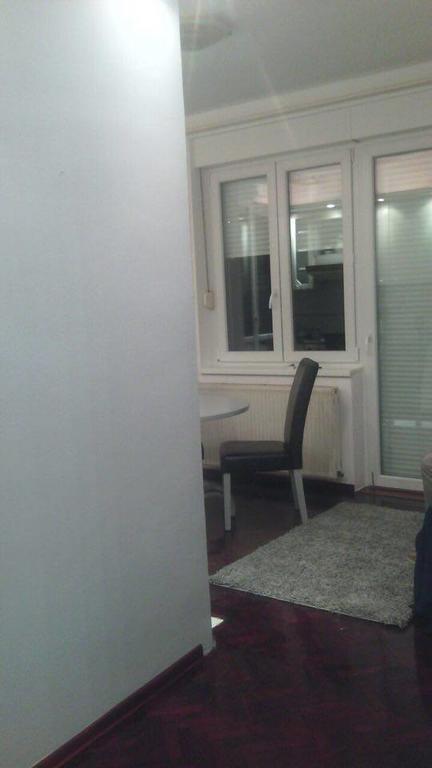 Apartment Dok Belgrad Exteriör bild
