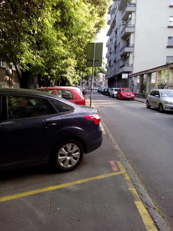 Apartment Dok Belgrad Exteriör bild